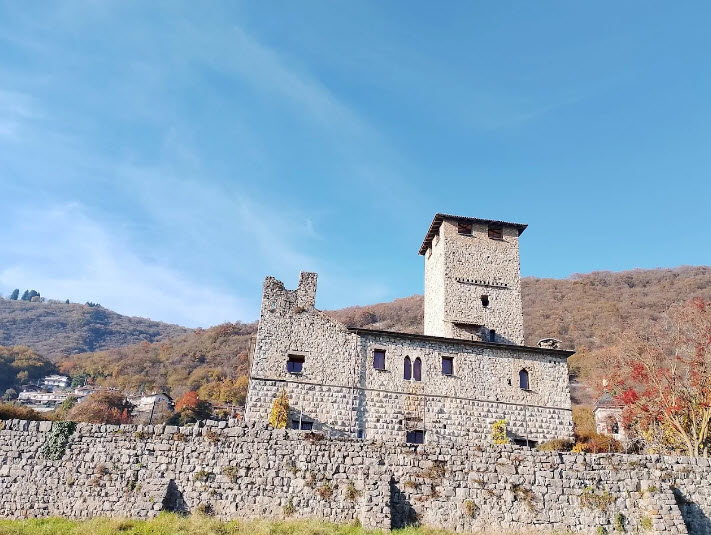 Castello Suardi, Italy